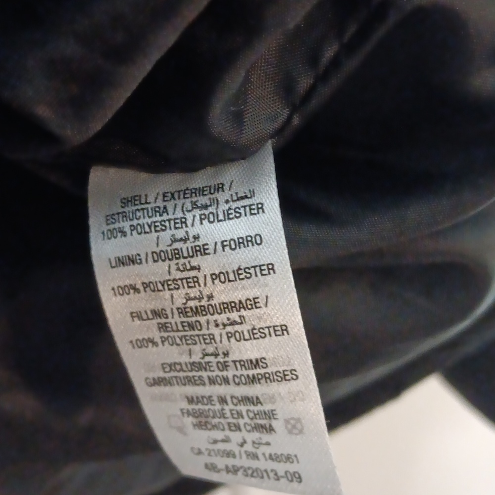 Black Puffer Jacket - Picture 6 of 7